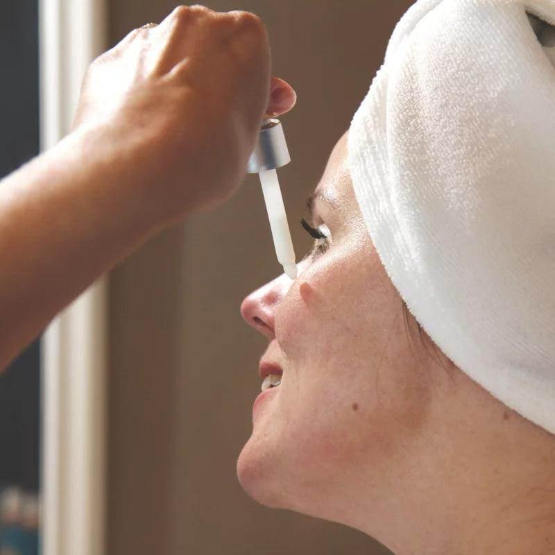 Organic Anti Ageing Serum - Honey, Centrella Asiatica & Hyaluronic acid 30ml - Ultra Bee Health UK